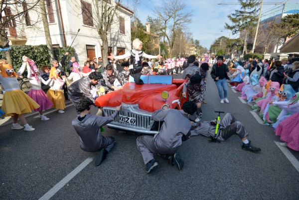 “Quando Grease arriva a Križ” (Križ)